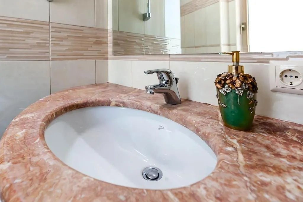 Childern And Adults Enjoy Games,Pool And Seaview Villa Rovinj Croatia