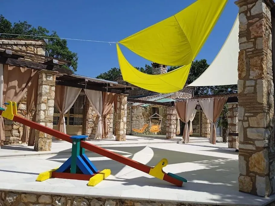 Childern And Adults Enjoy Games,Pool And Seaview Villa Rovinj